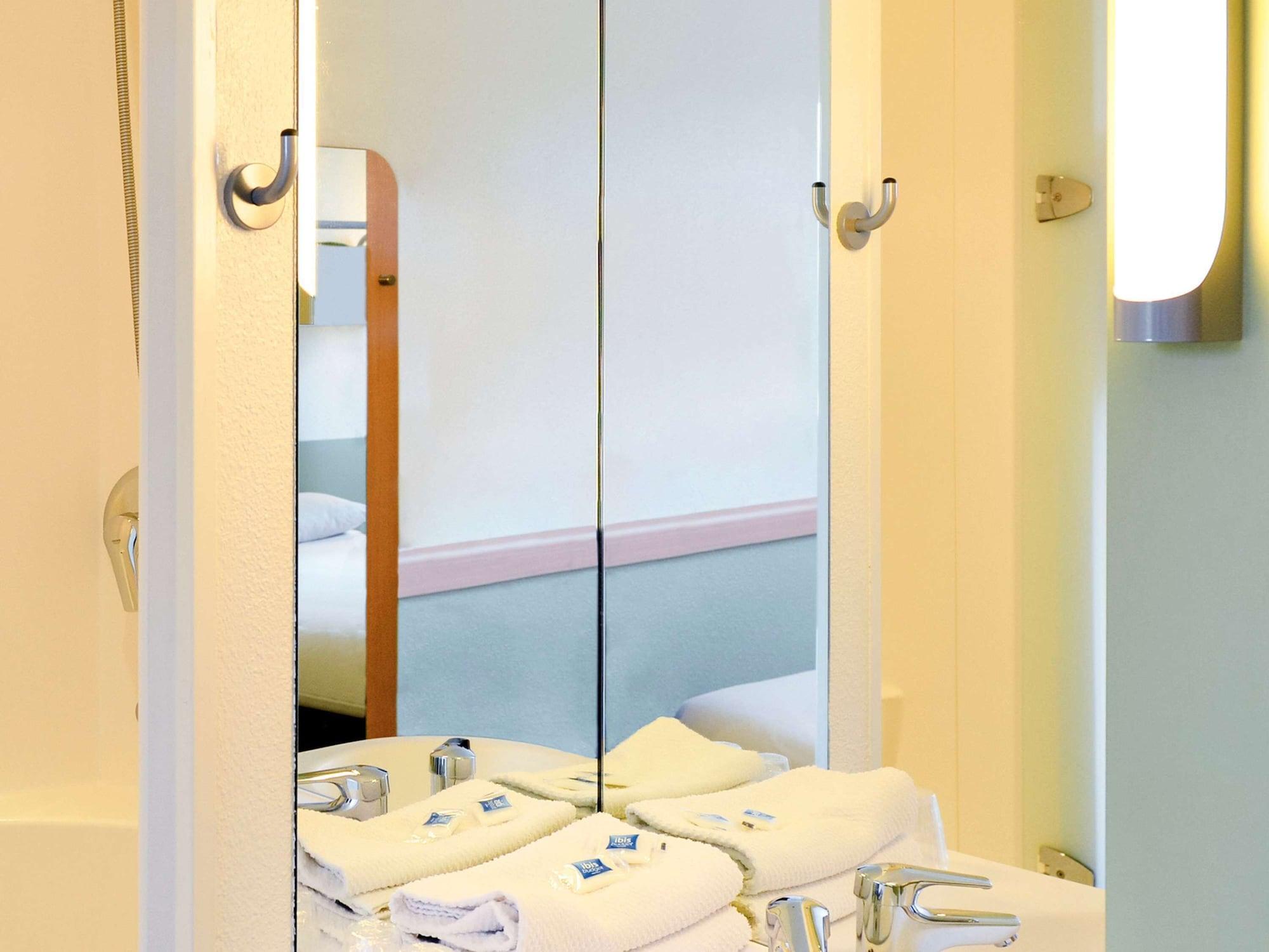 Equipamiento de Habitación Ibis Budget Orléans Sud Co’met