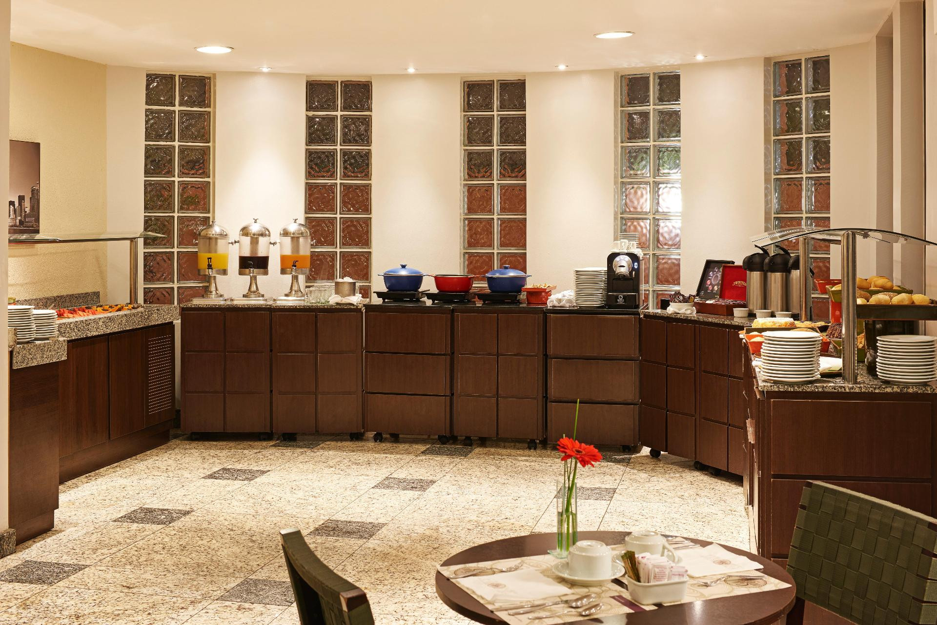 Restaurant Manhattan Porto Alegre by Mercure