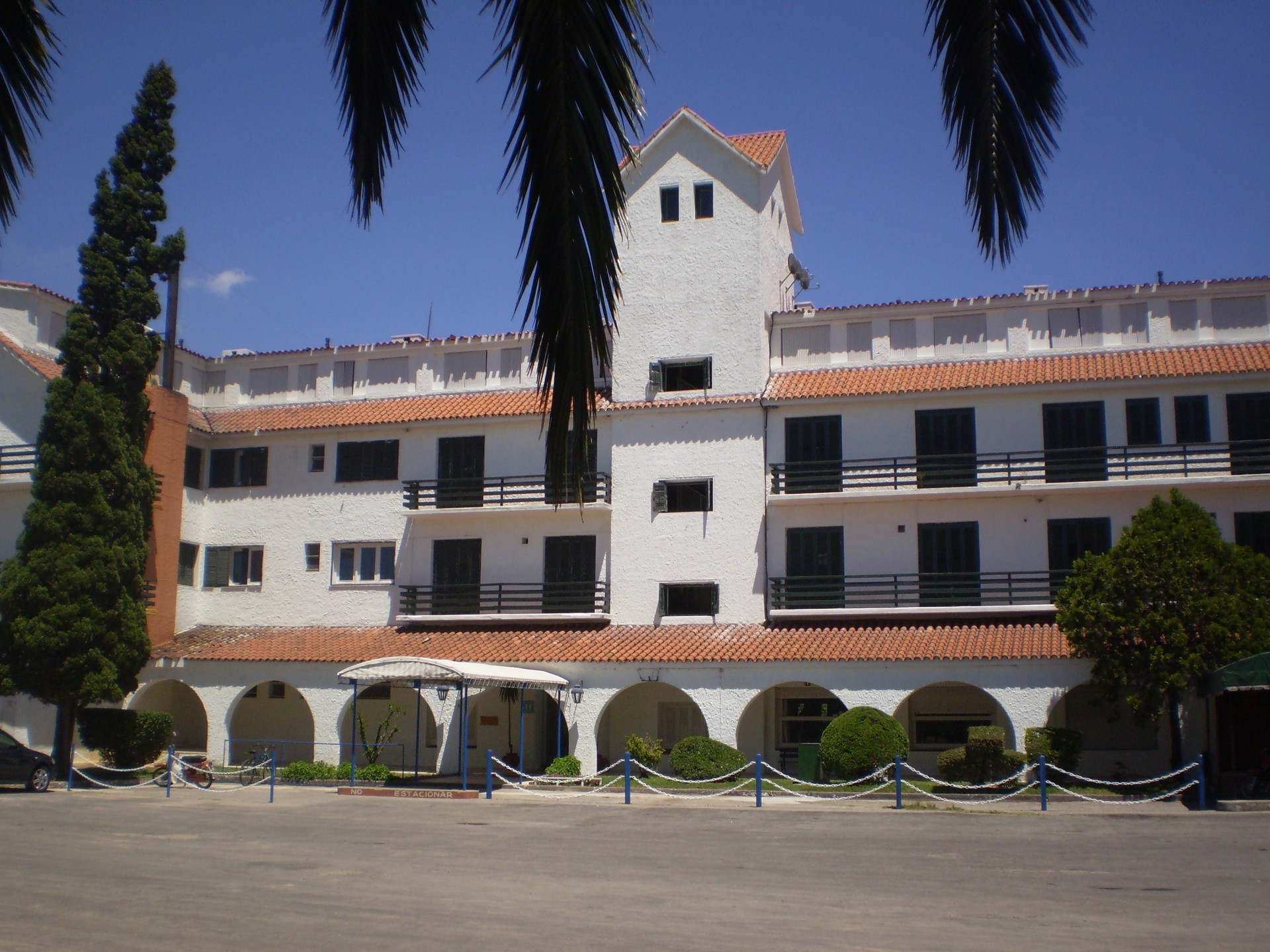 Vista Exterior Hotel Casino Carmelo