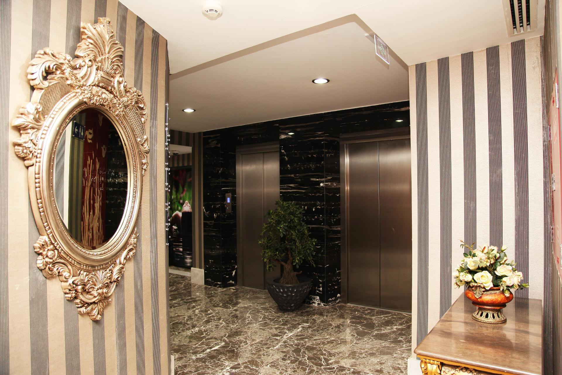 Vista Lobby Armis Hotel