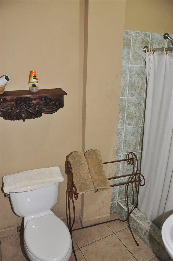 Equipamiento de Habitación Hotel Casa de España