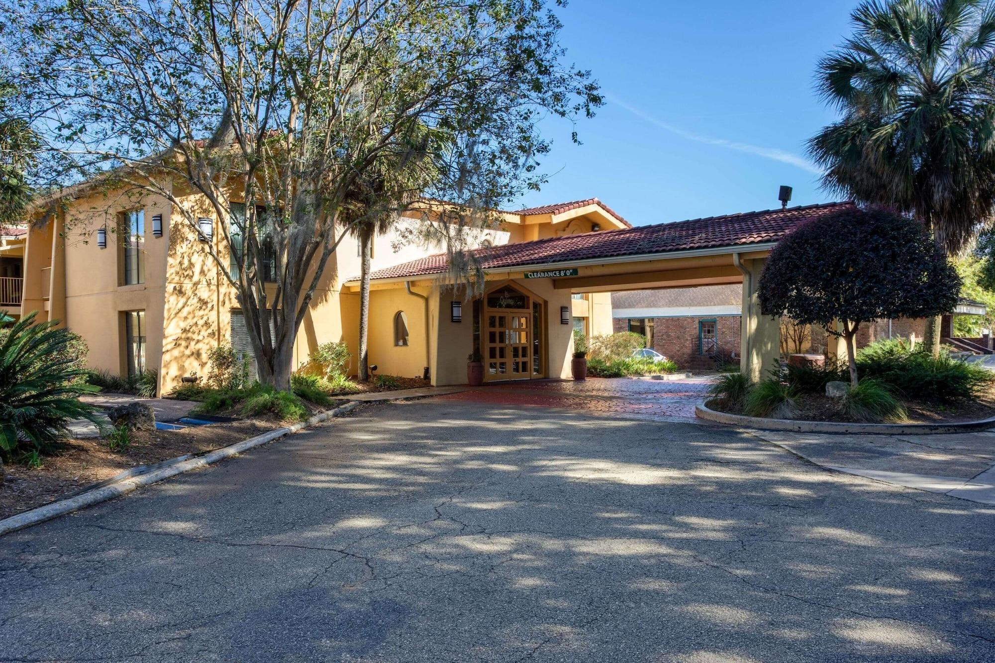 Vista Exterior La Quinta Inn by Wyndham Tallahassee North