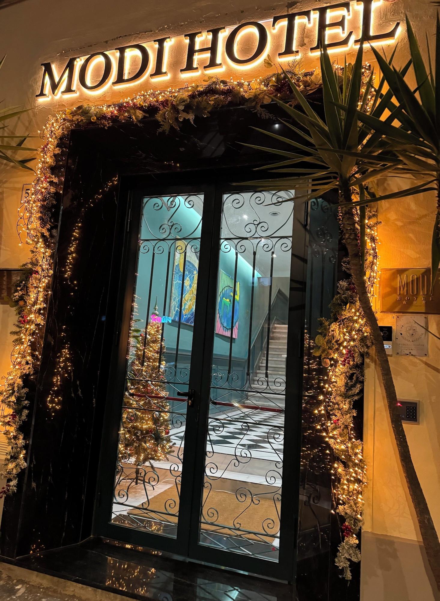 Vista Exterior MODI HOTEL