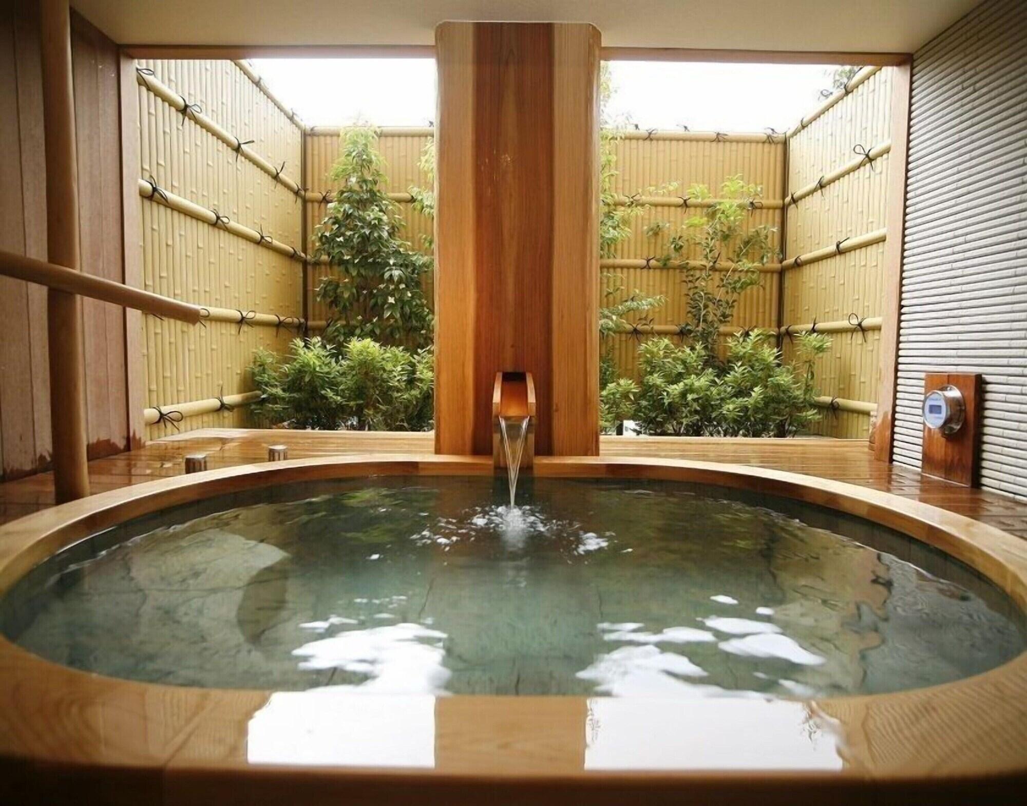 Spa Kisyu Shirahama Onsen Musashi