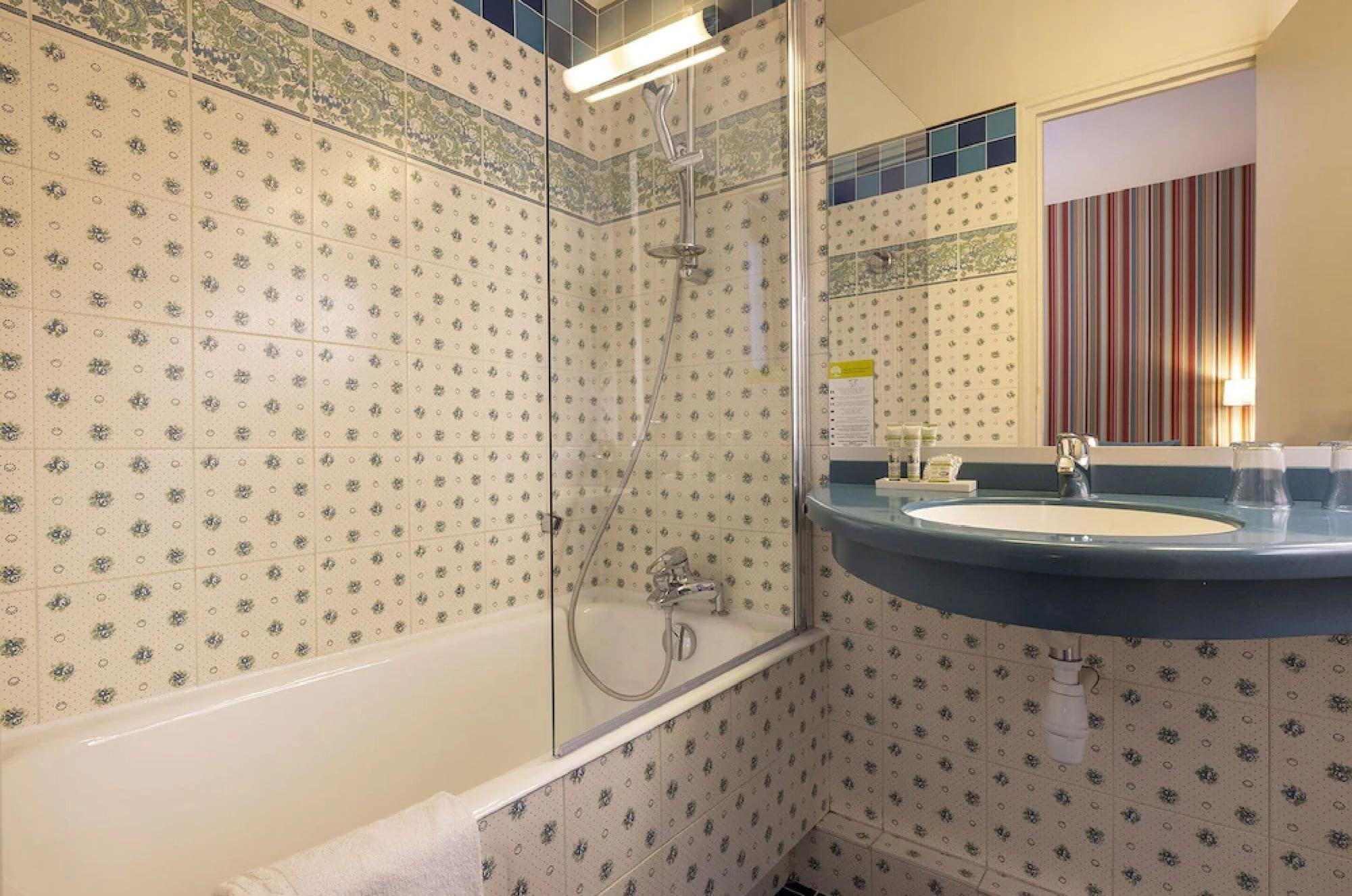 Equipamiento de Habitación Hôtel Clément