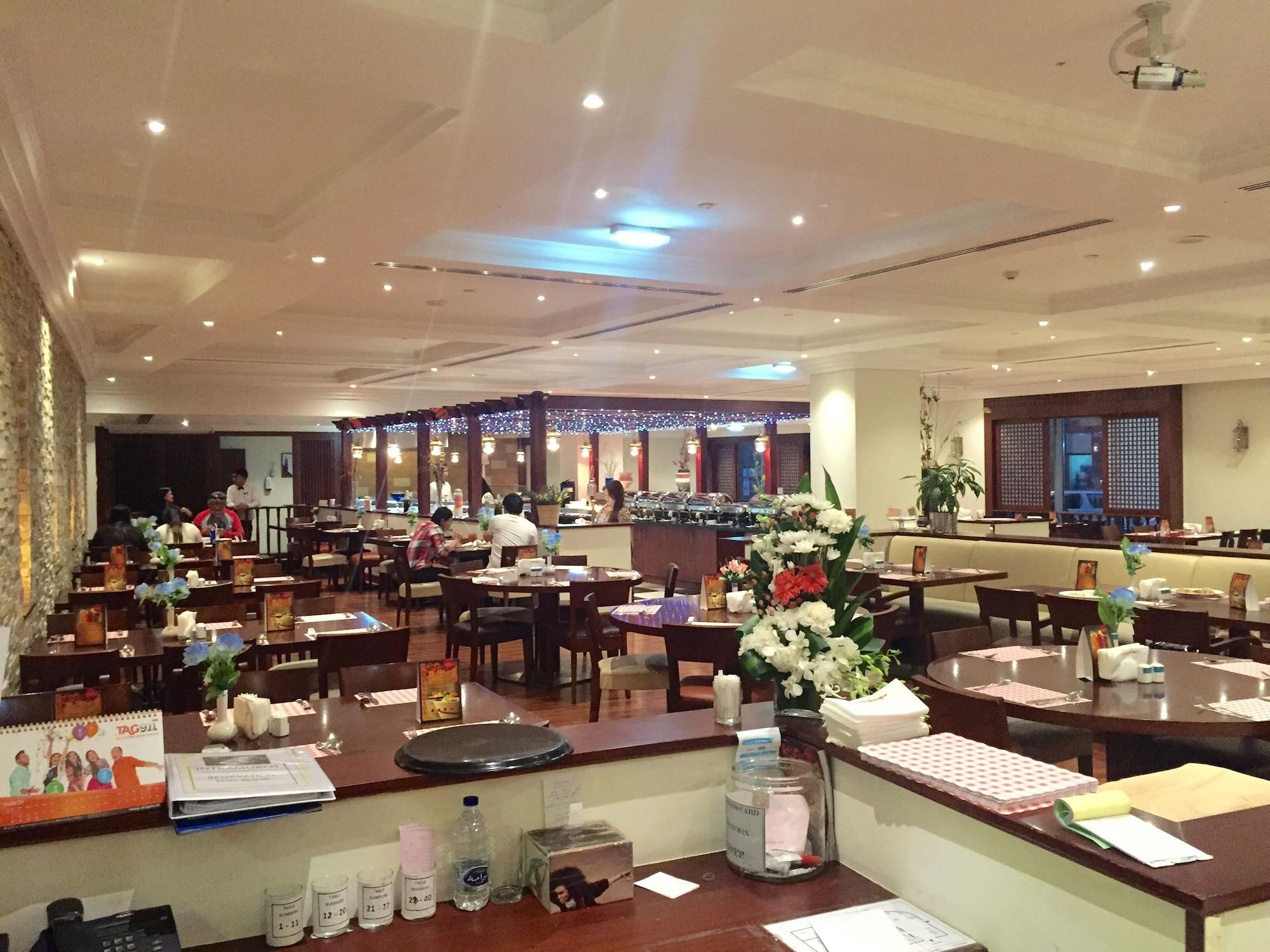 Restaurant Star Metro Deira Hotel Apartments