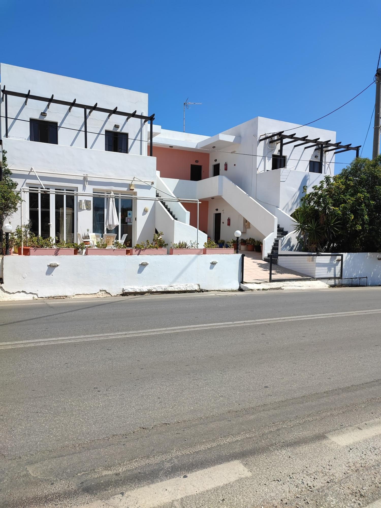 Varios Iliaktida Apartments