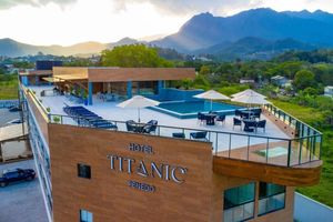 Alojamiento - Hotel Titanic