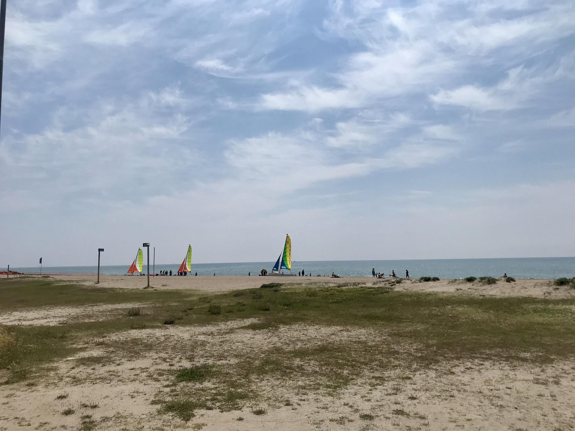 Playa Mucha Masia Hostel Rural-Urbà