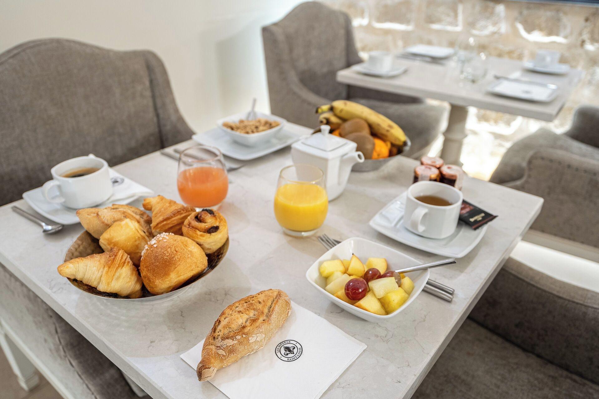 Restaurant Hotel Saint-Louis en L'Isle - Notre-Dame