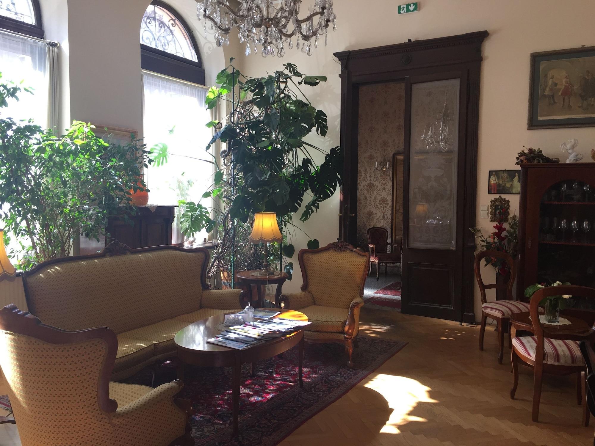 Varios Aparthotel Rothensteiner