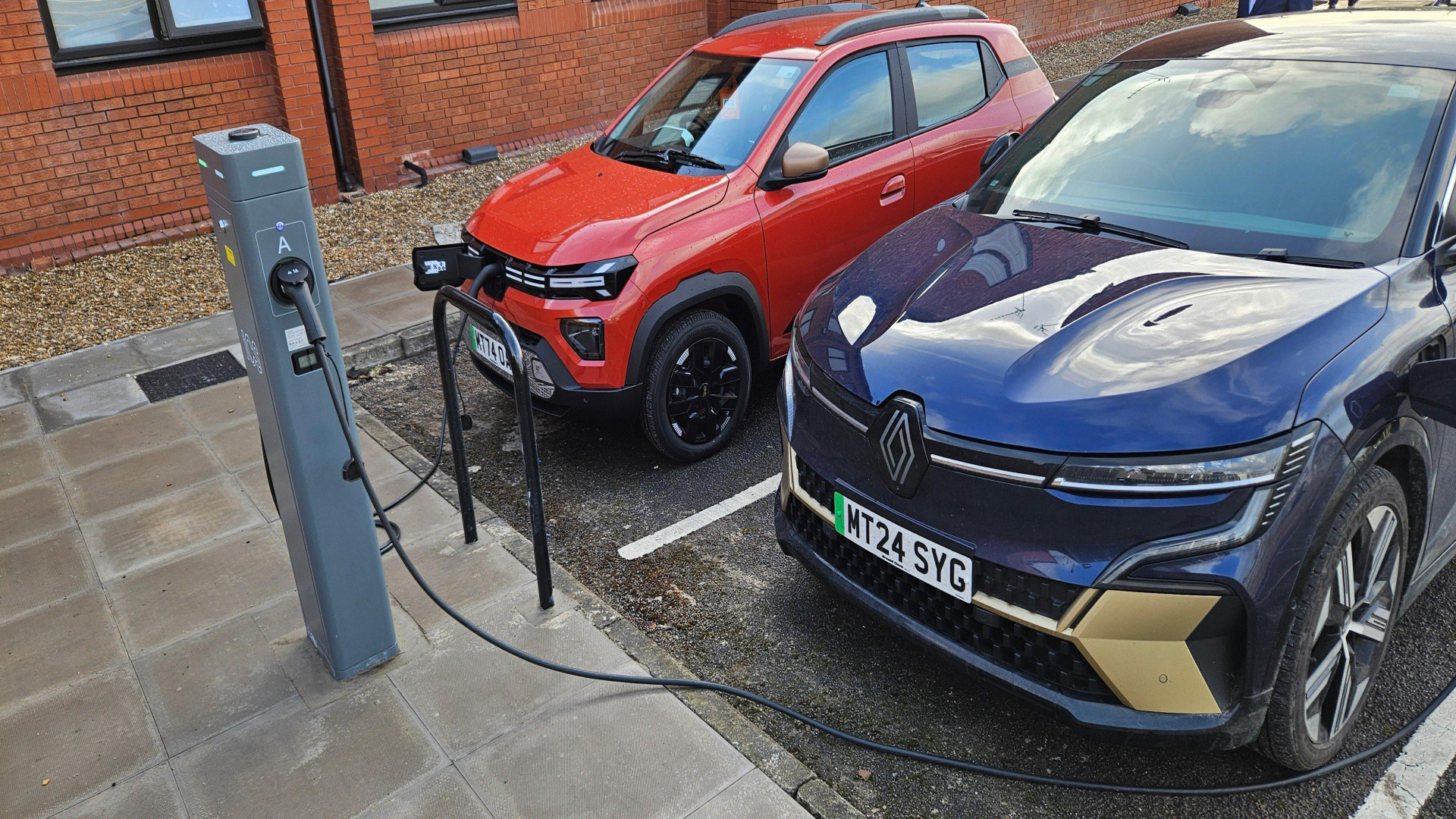 Vista Lobby Holiday Inn Express Wigan by IHG