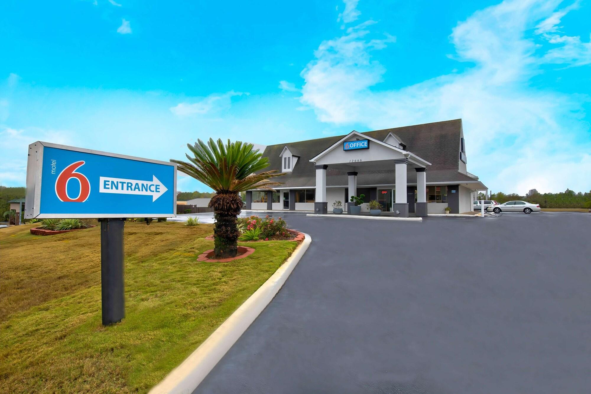 Vista Exterior Motel 6 Byron, GA