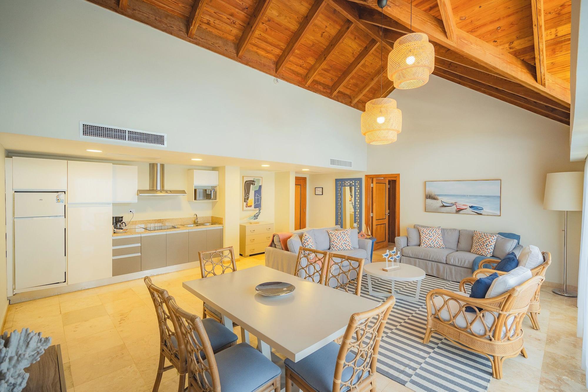 Playa Hotel Bannister by Mint