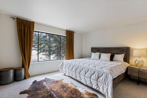 Alquiler Vacacional - Luxurious 2 Bedroom Base Camp Condo - Steps from Kirkwood Village 2 Condo by RedAwning