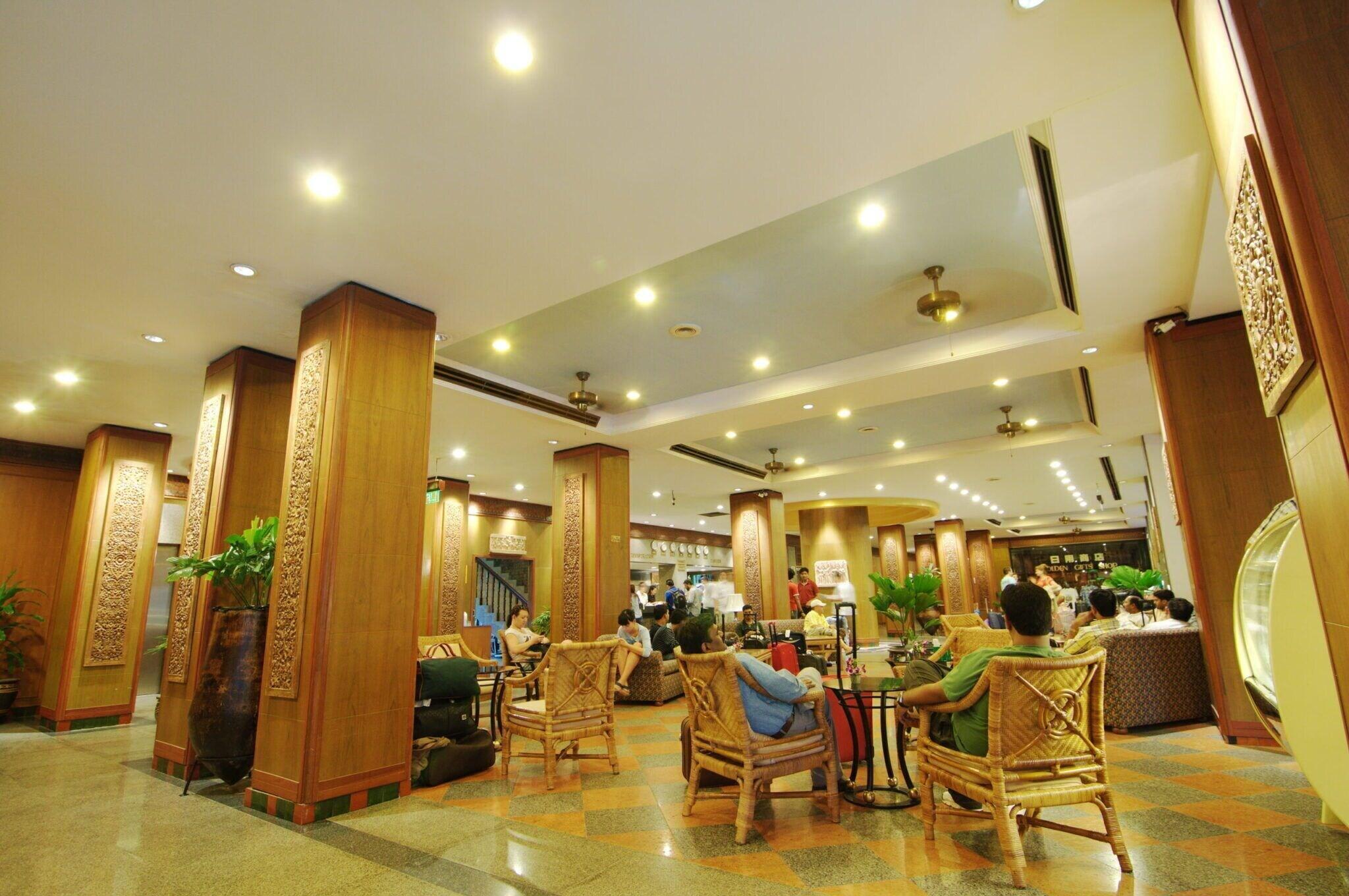 Vista Lobby Golden Beach Hotel Pattaya