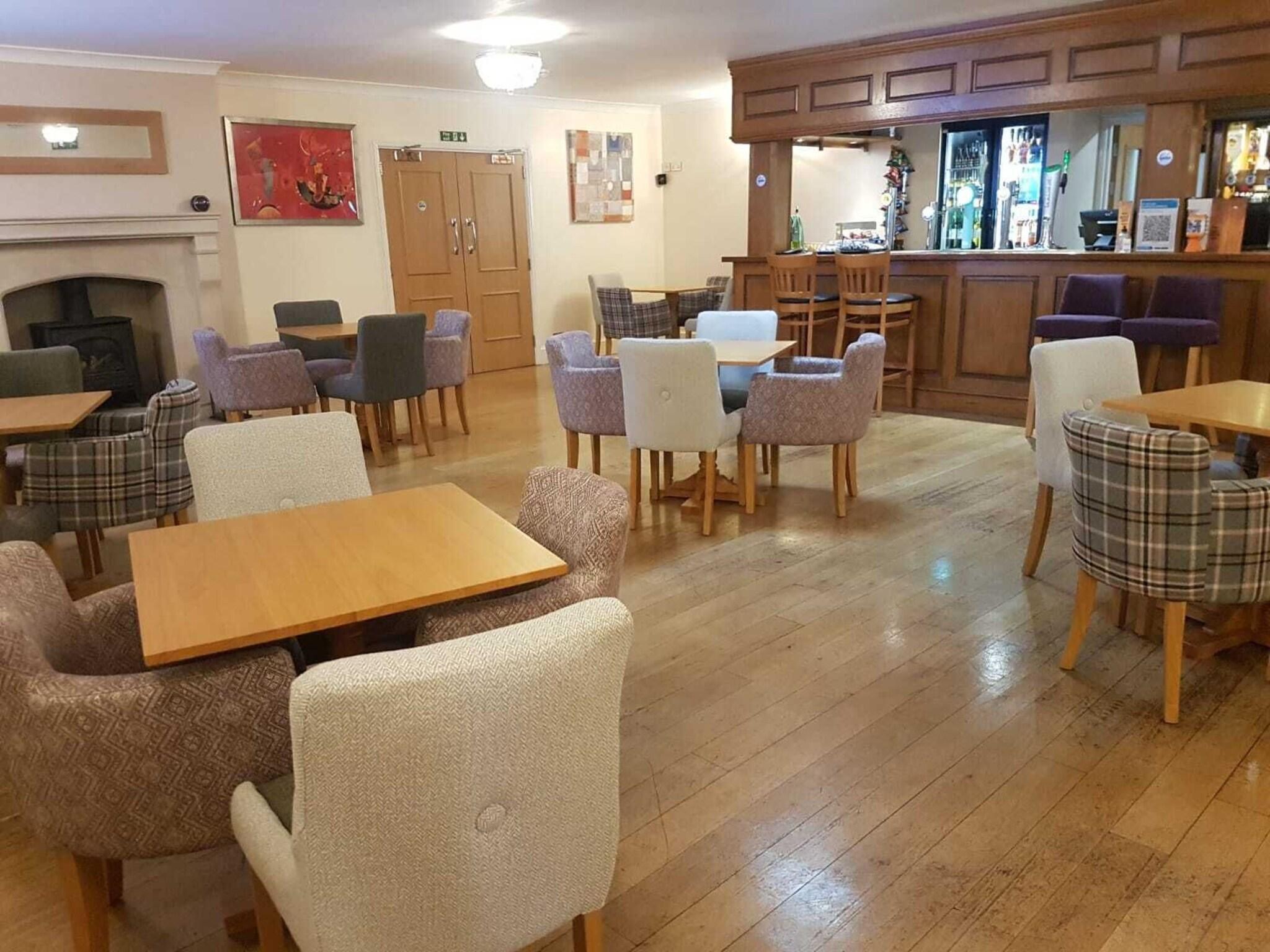 Bar/Salón Exeter Court Hotel