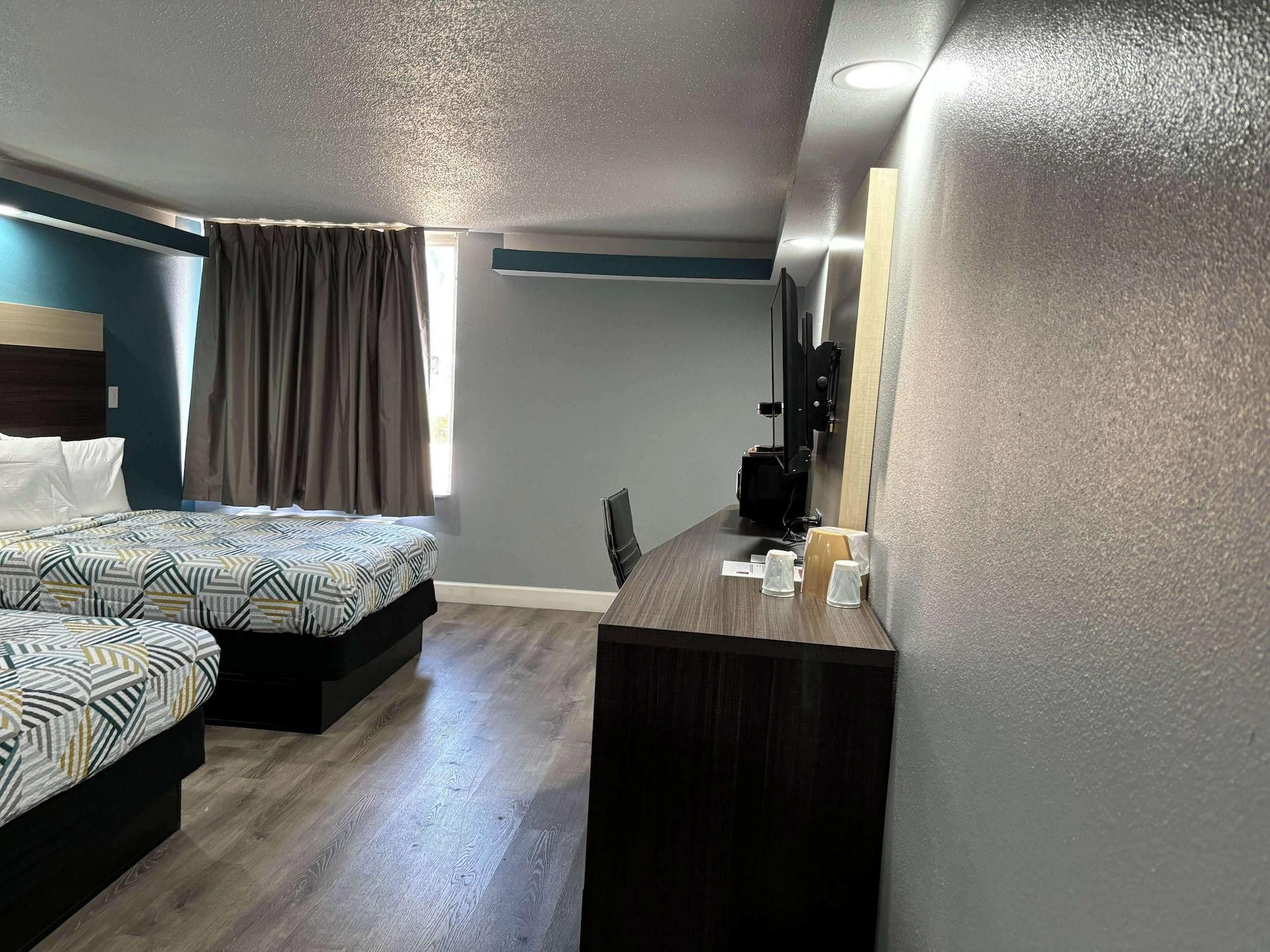 Varios Studio 6 Suites Memphis, TN – East Memphis