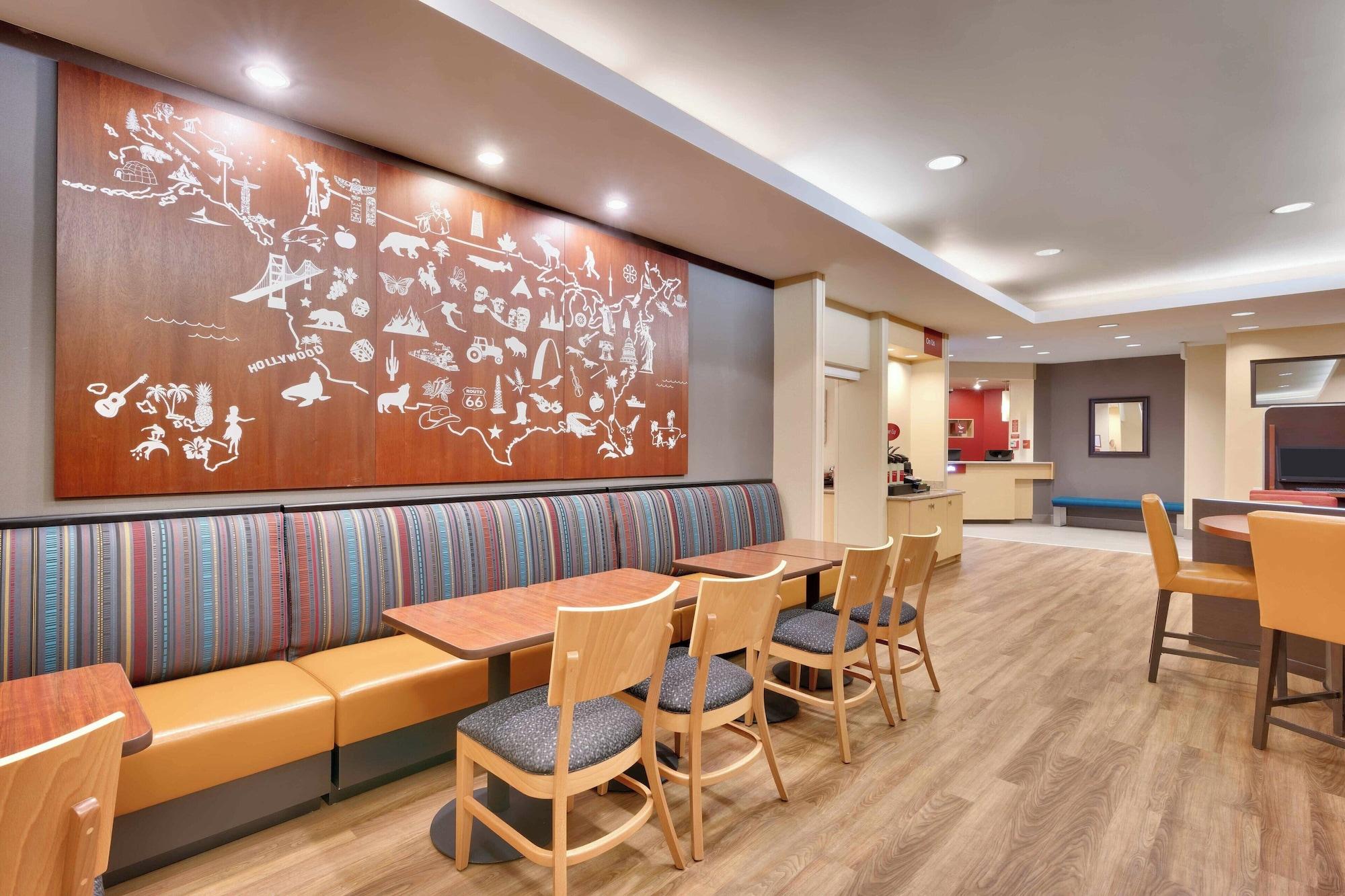 Vista Lobby TownePlace Suites by Marriott Elko