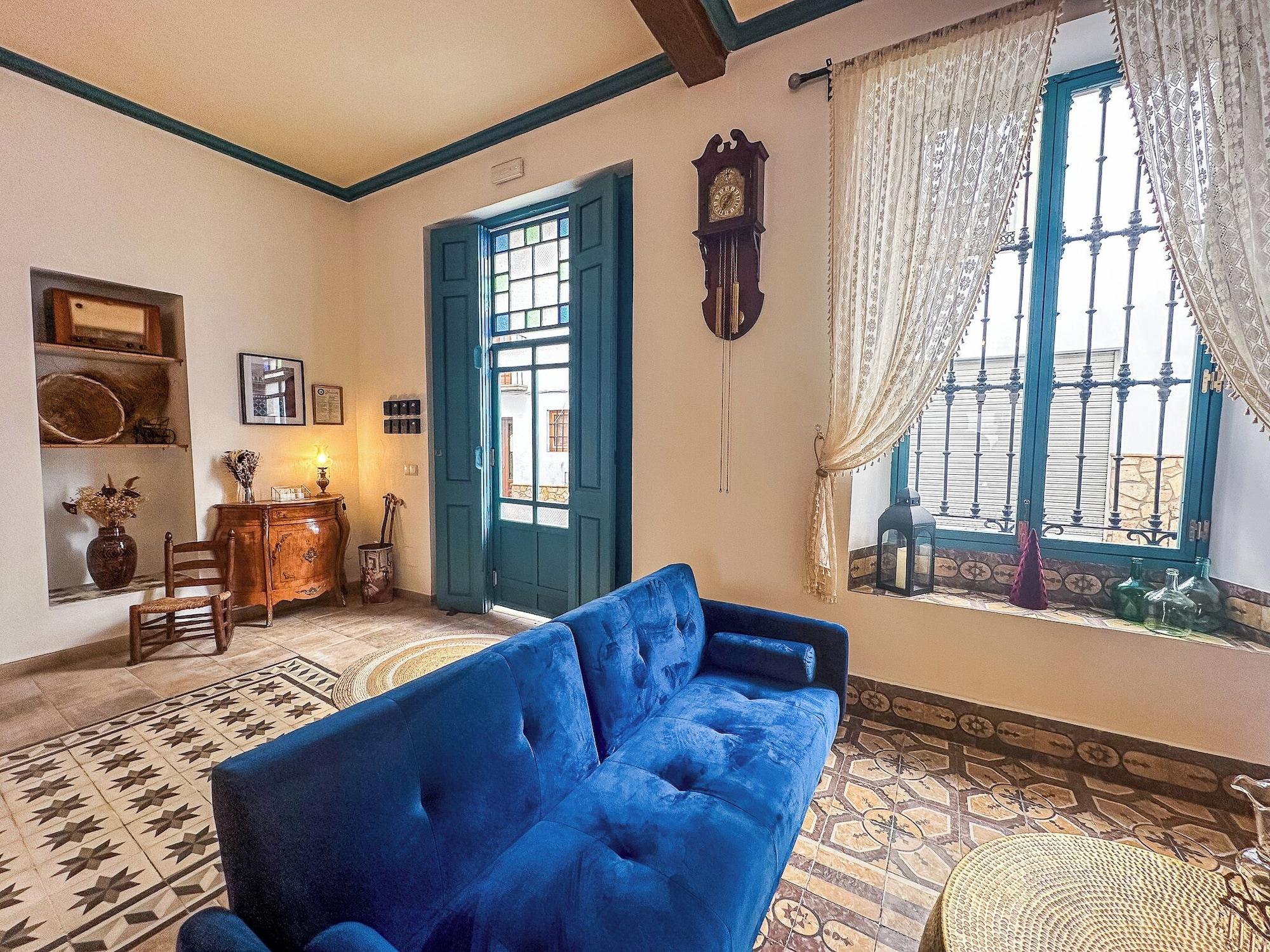 Varios La Tienda Nueva