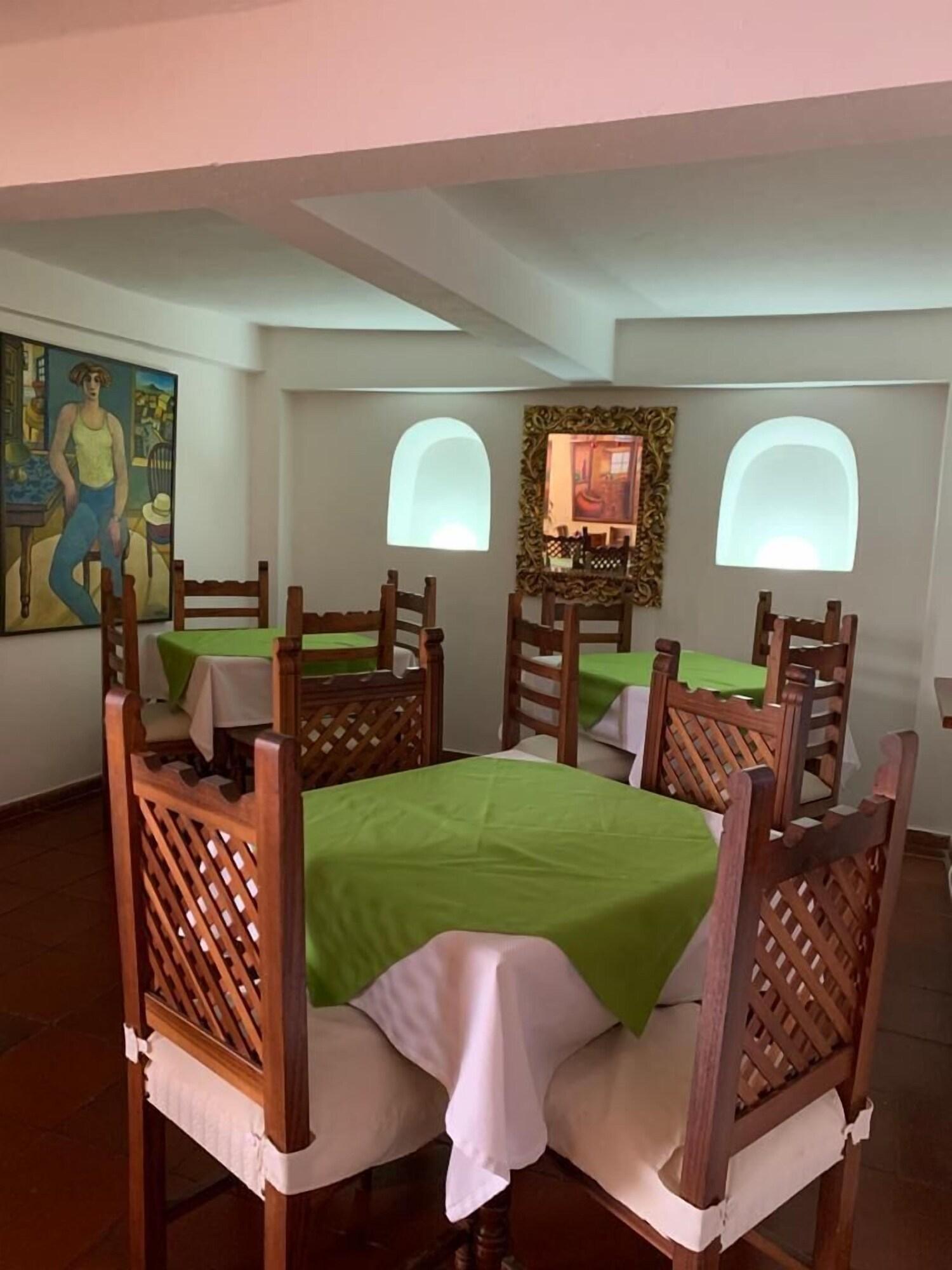 Restaurant Hotel Sol De La Villa