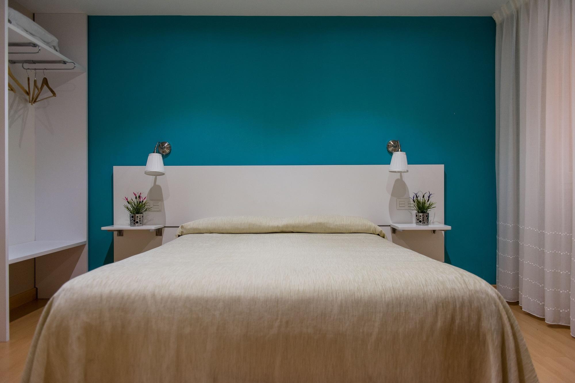 Varios Hostal Verona