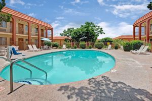 Alojamiento - Super 8 by Wyndham El Paso Airport