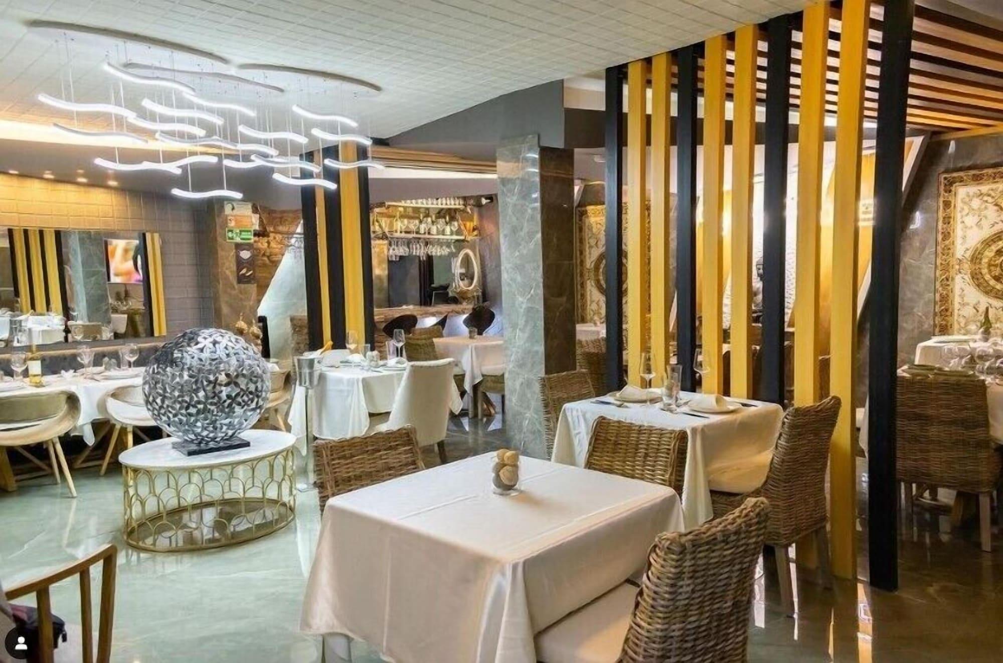 Restaurant Mantra Hotel Boutique