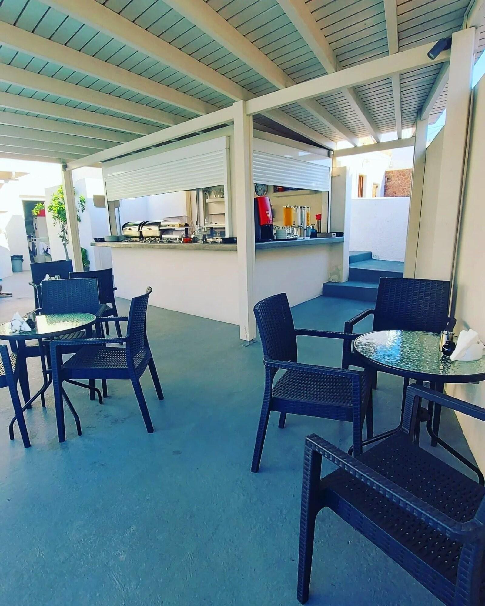 Restaurant Ambience Suites