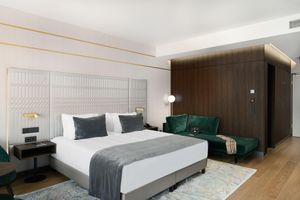 Alojamiento - Emerald Downtown Suites