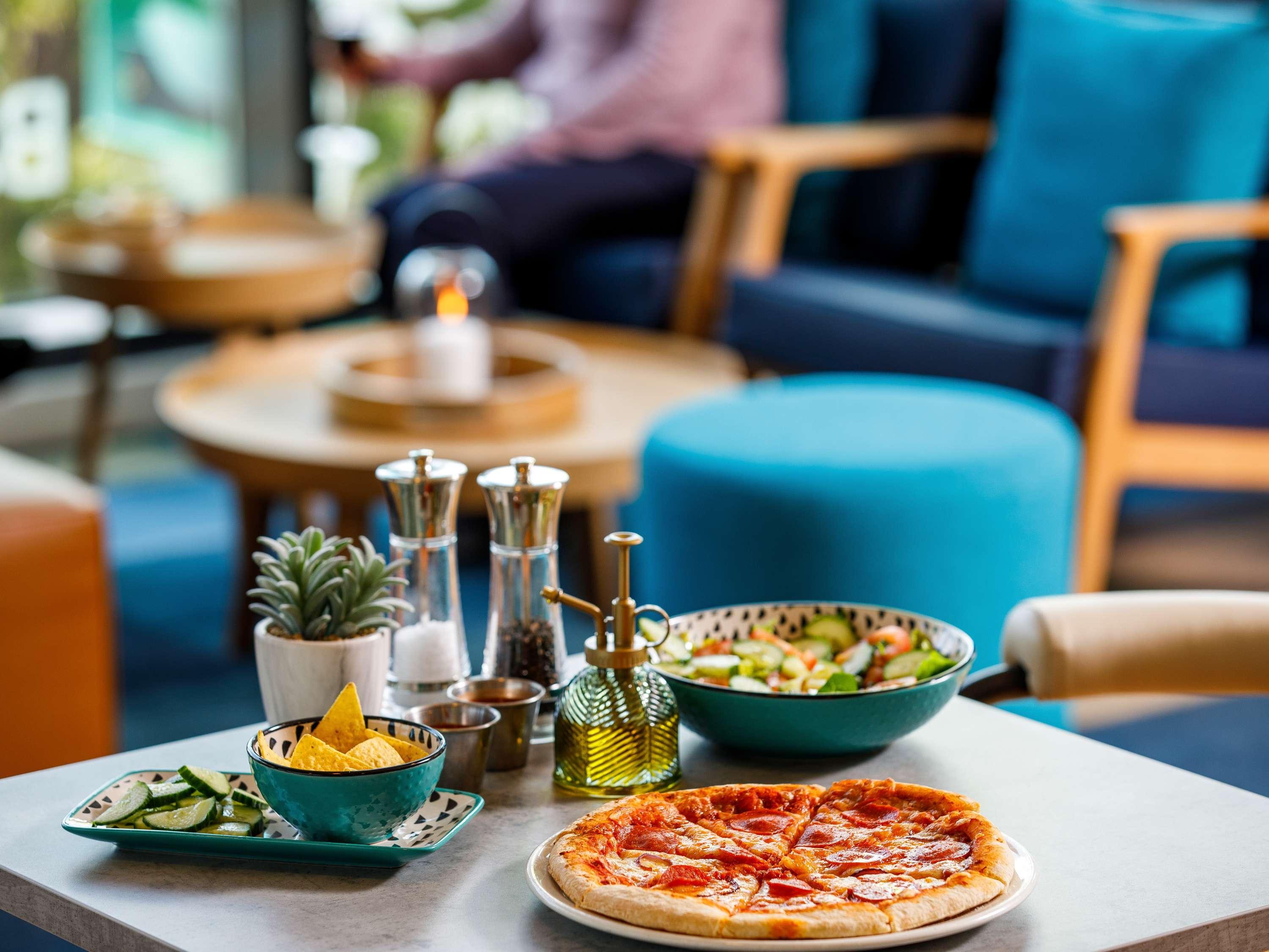 Restaurant Ibis budget London Heathrow Central