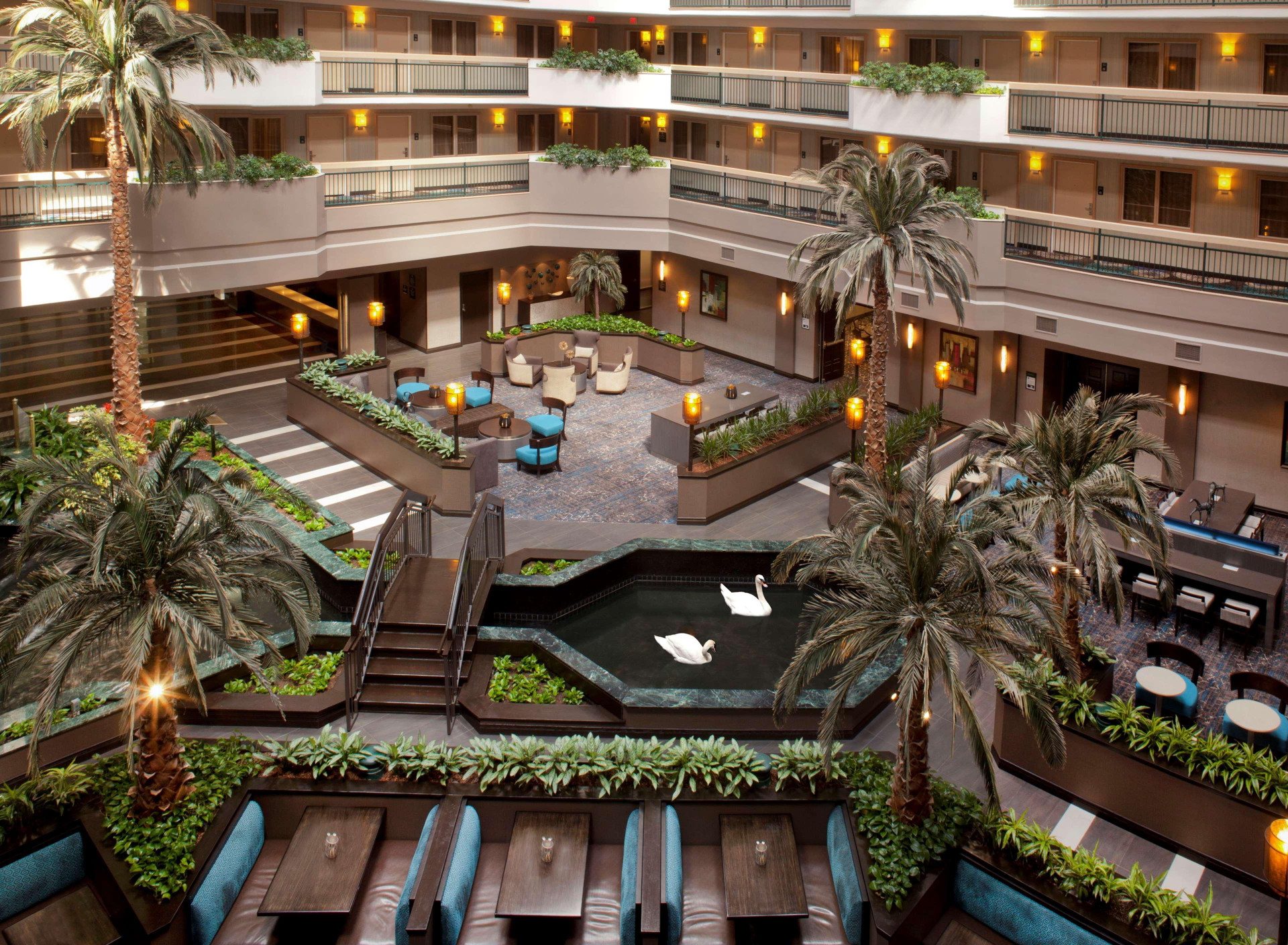 Vista Lobby Embassy Suites by Hilton Houston Near the Galleria