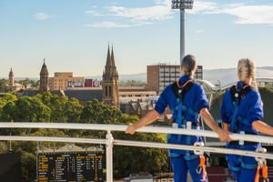 Actividad - Escalada en el techo del Adelaide Oval (diurna)