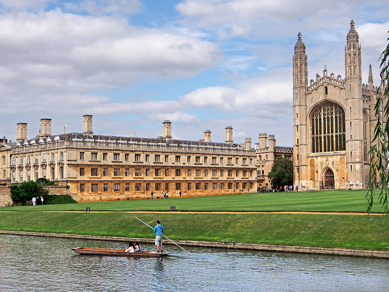 Cambridge university фото