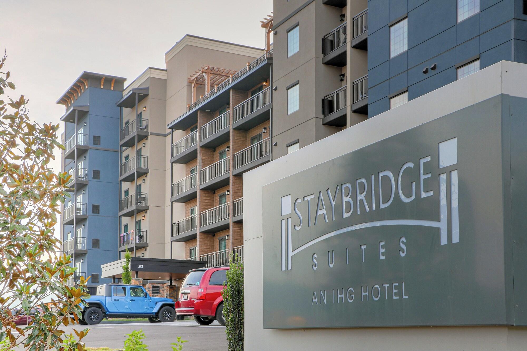 Vista Exterior Staybridge Suites Pigeon Forge Smoky Mtns by IHG