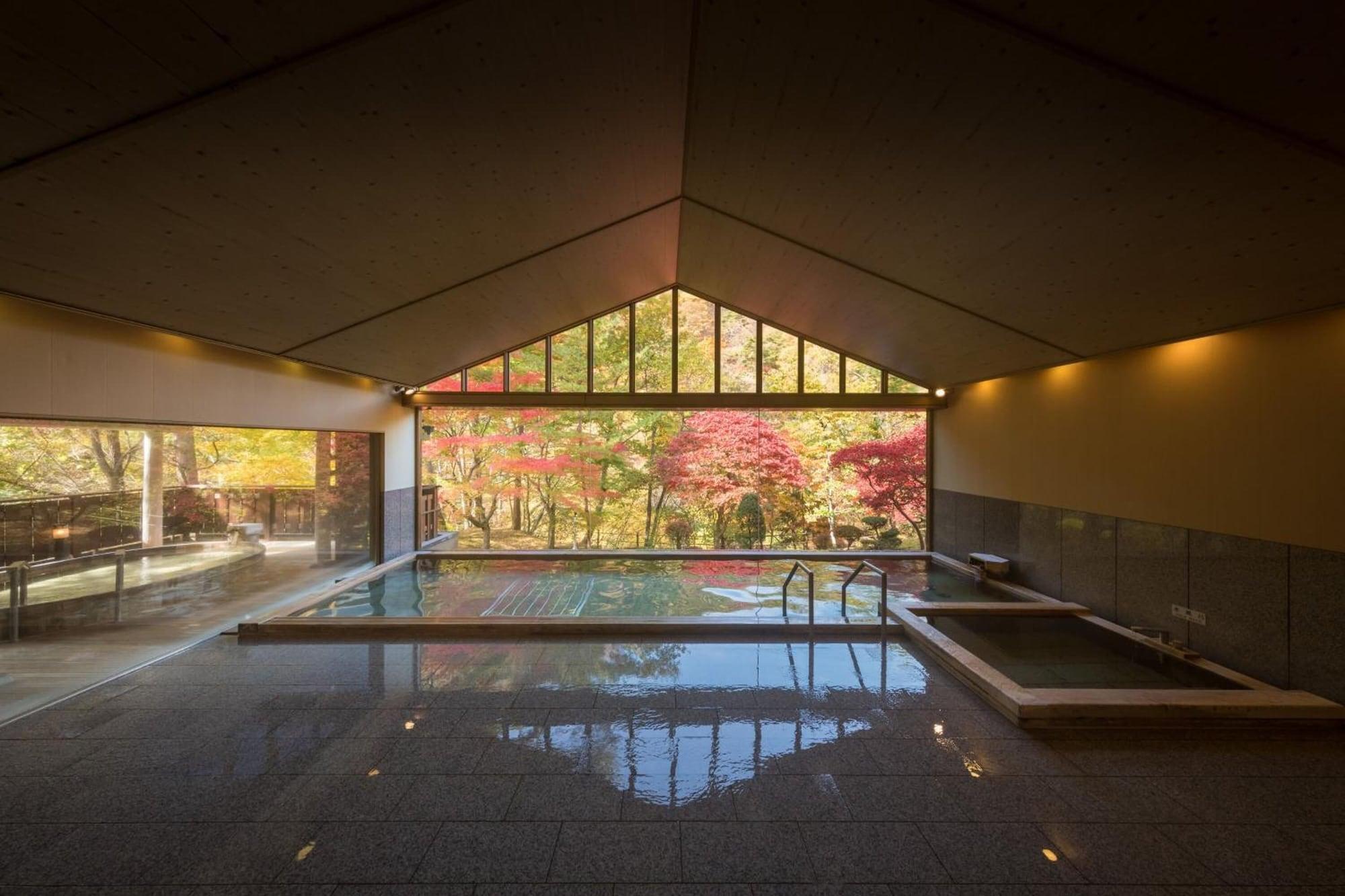 Vista Piscina Hanamaki Onsen Kashoen