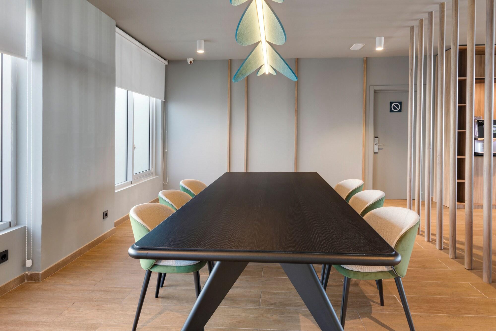 Sala de Reuniones B&B Hotel Barcelona Viladecans