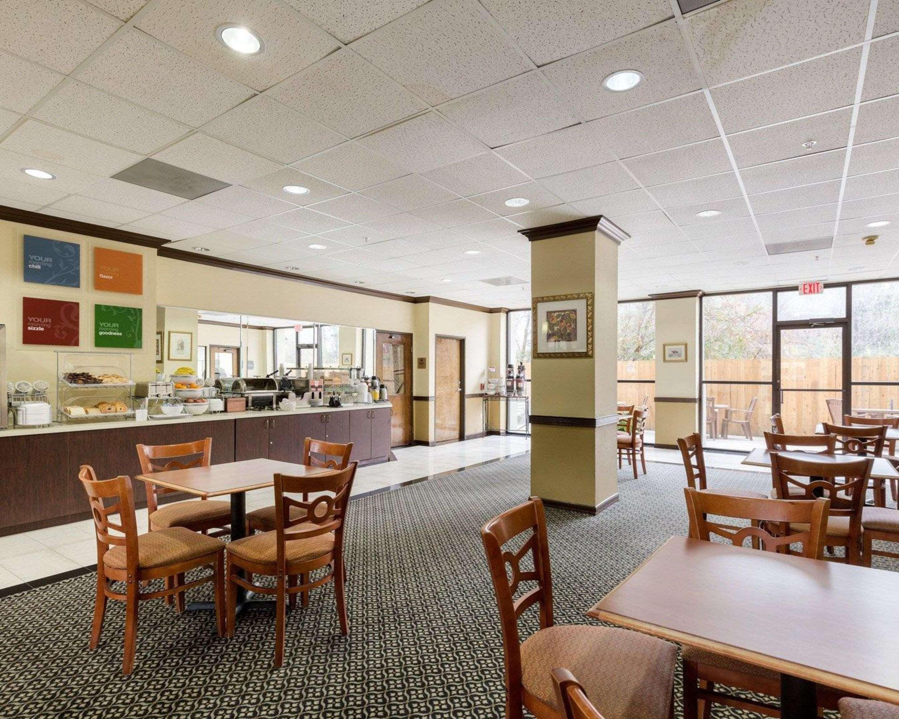 Restaurant Comfort Suites Bush Intercontinental Airport