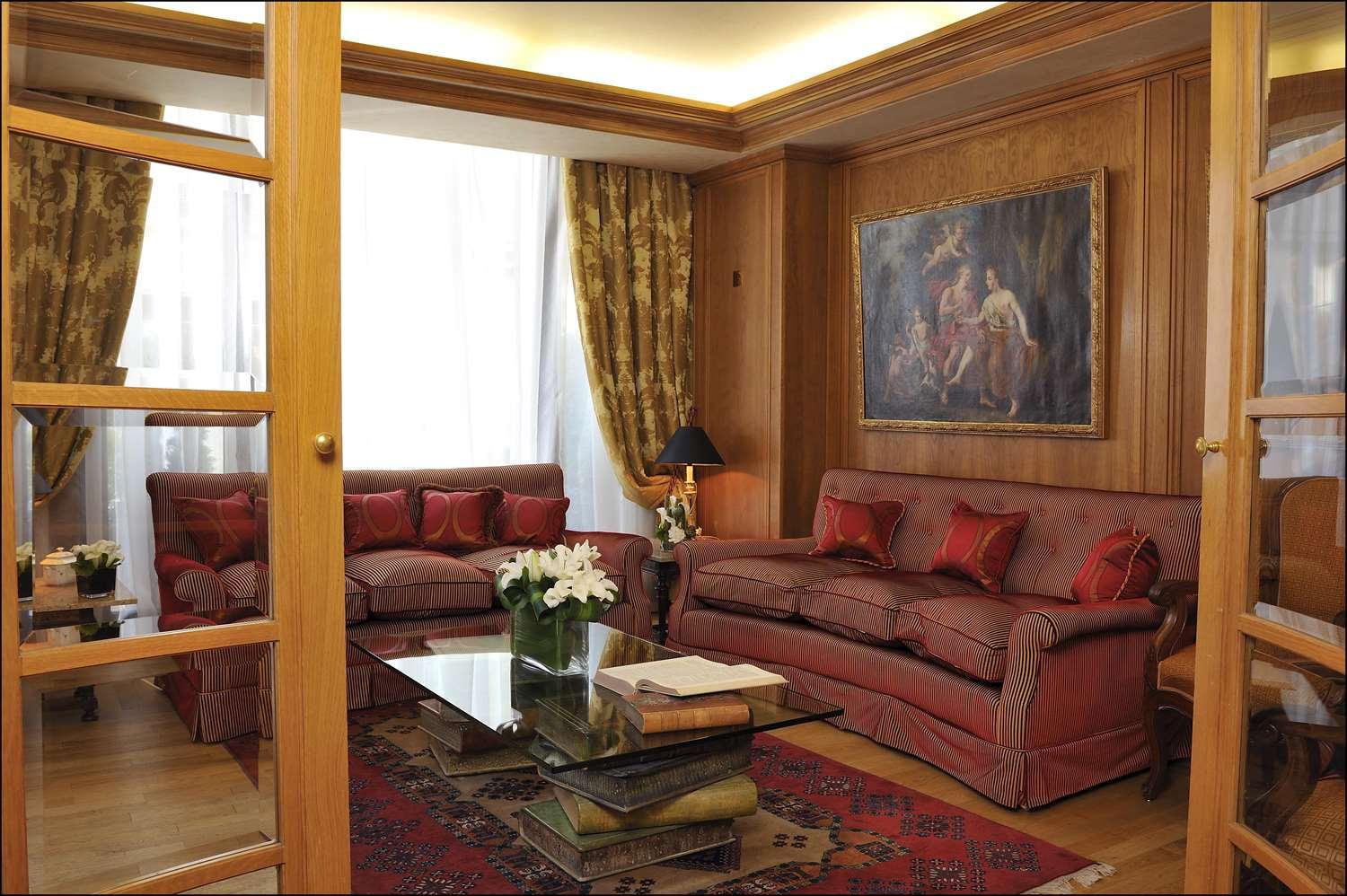 Hotel De Vigny Hotel