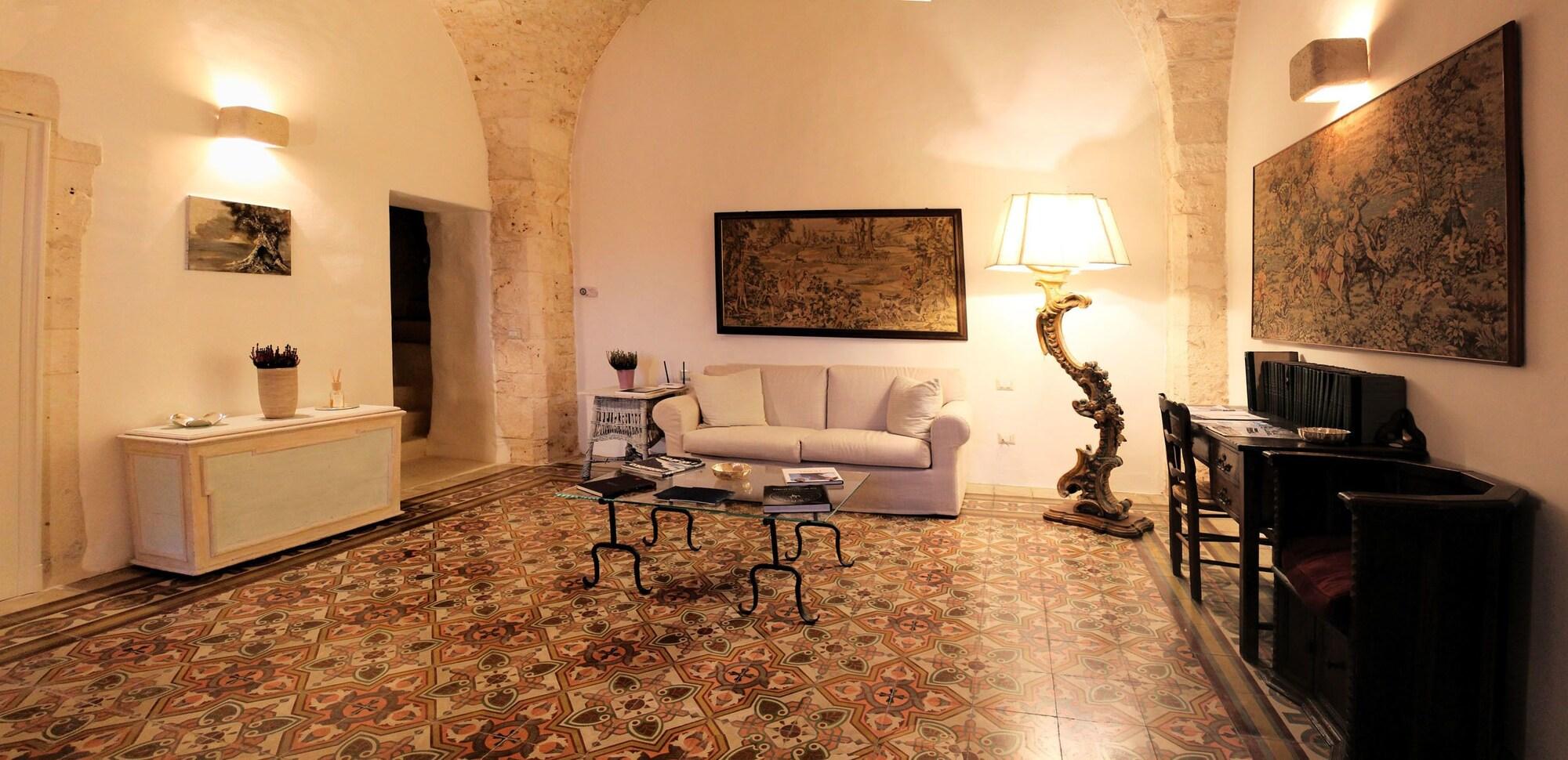 Vista Lobby Palazzo Camarda