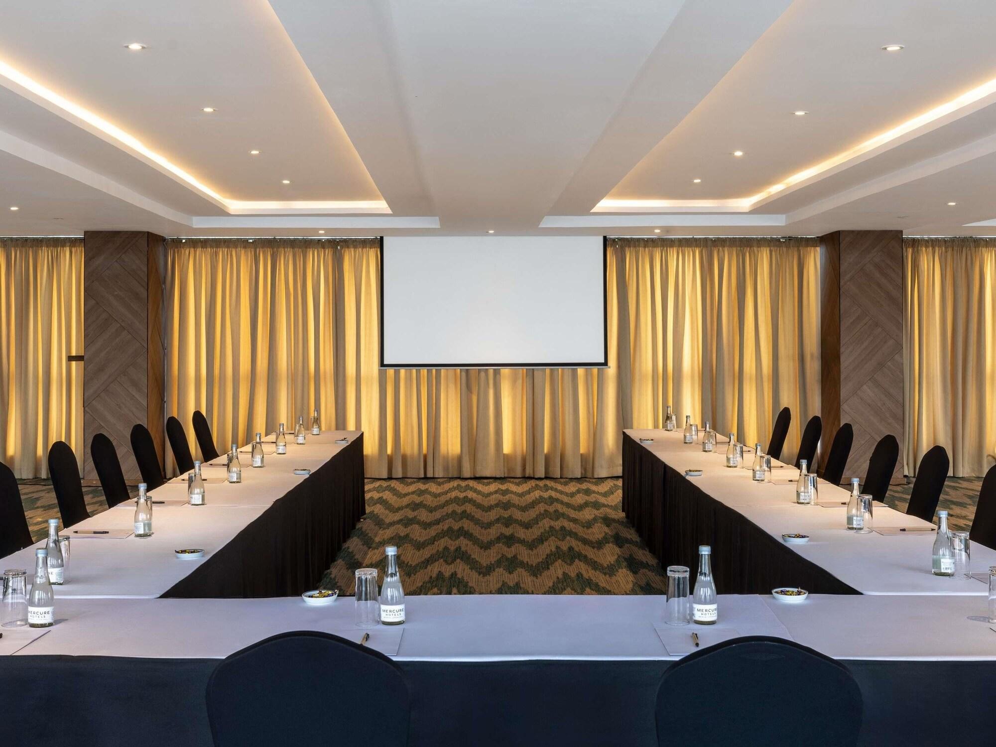 Sala de Reuniones Mercure Nairobi Upper Hill