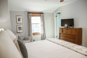 Alquiler Vacacional - Cozy Cabin with Hot Tub. Minutes to Downtown!