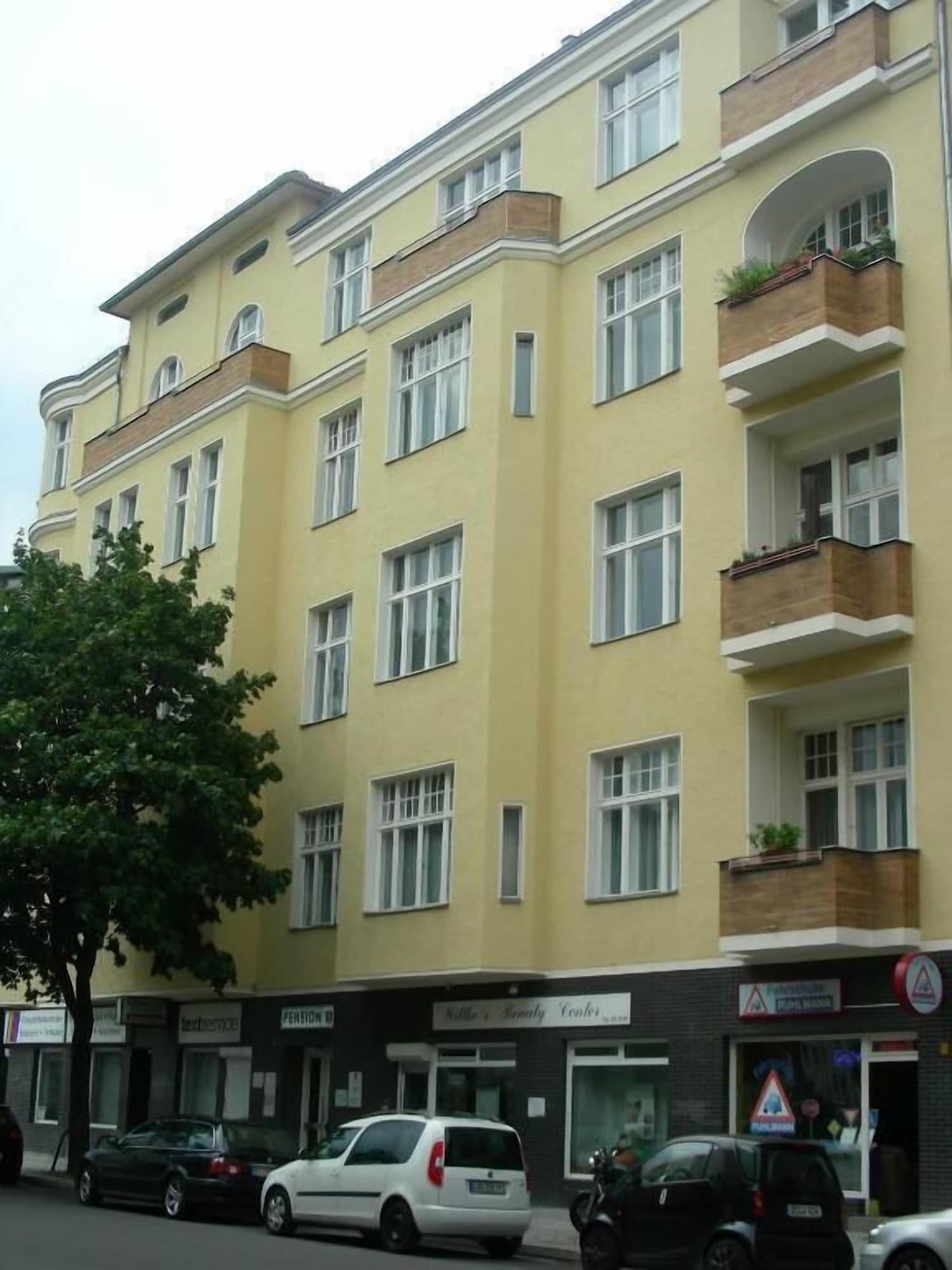 Vista Exterior Pension Brinn