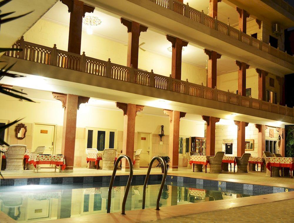 Varios Suryaa Villa - A Classic Heritage Hotel