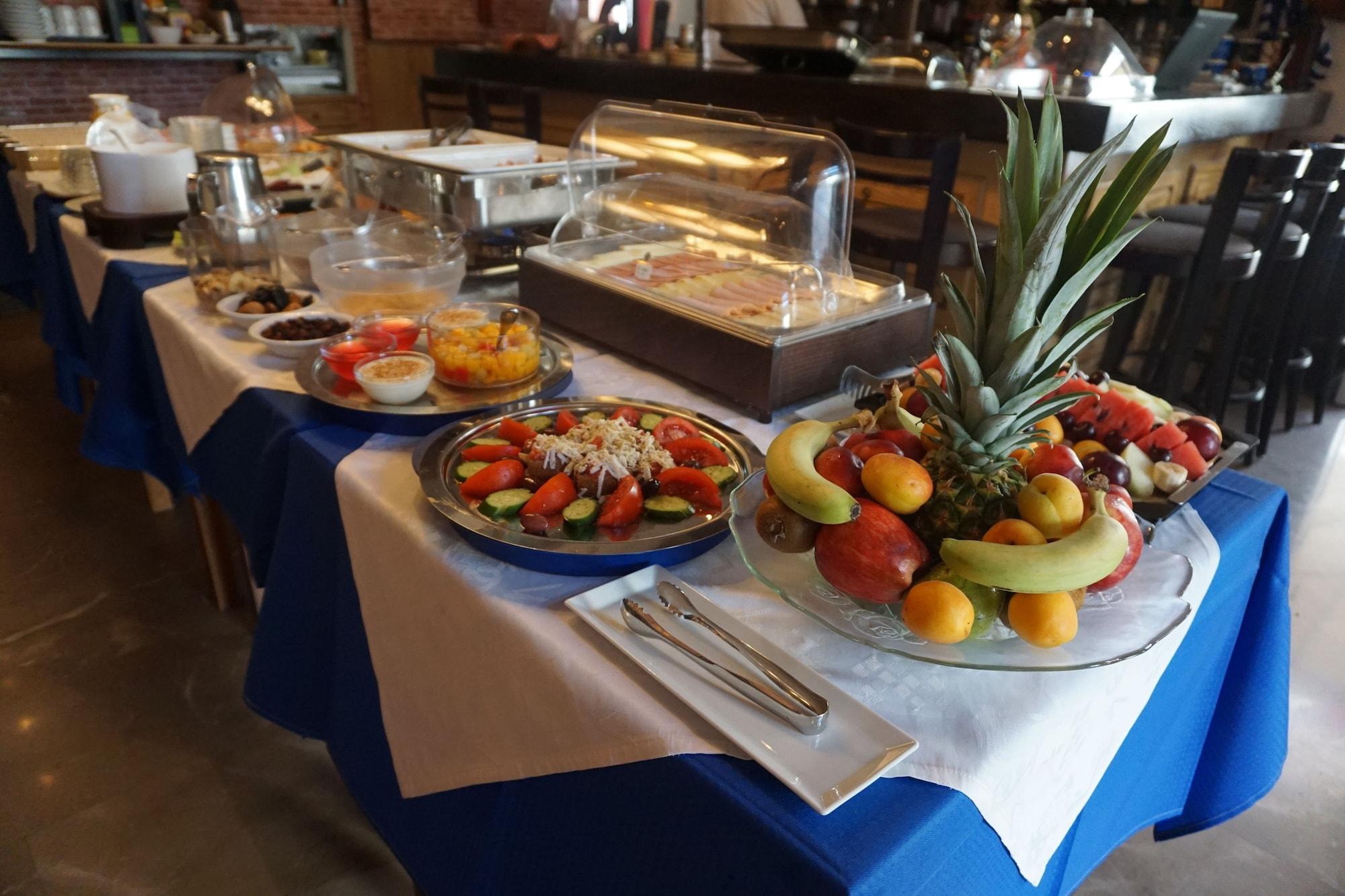 Restaurant Omorfi Poli