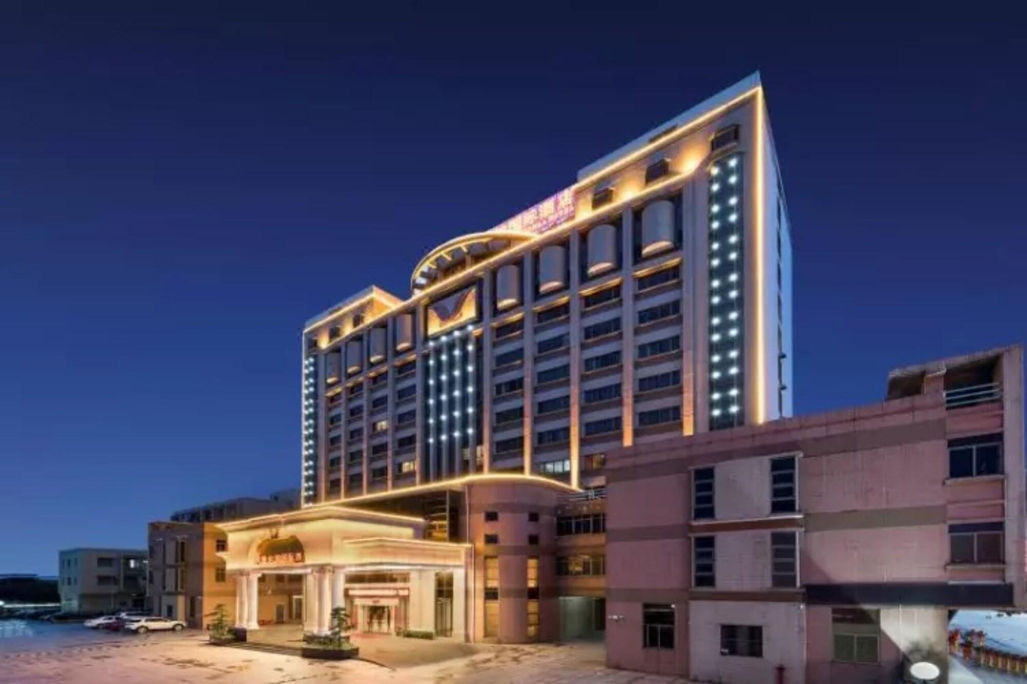 Varios Vienna International Hotel - Shantou Simapu