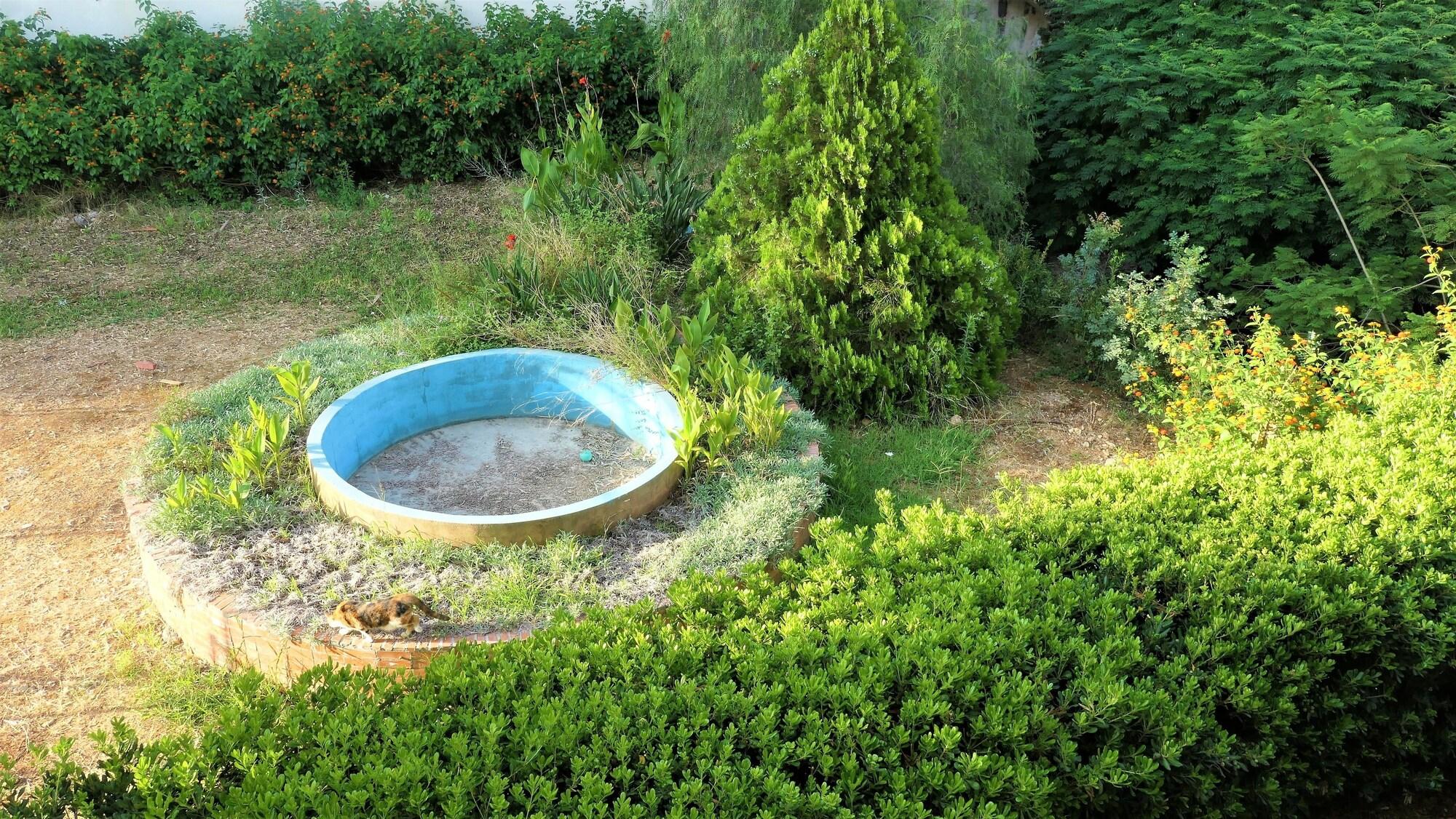 Vista Exterior Green Hill Village