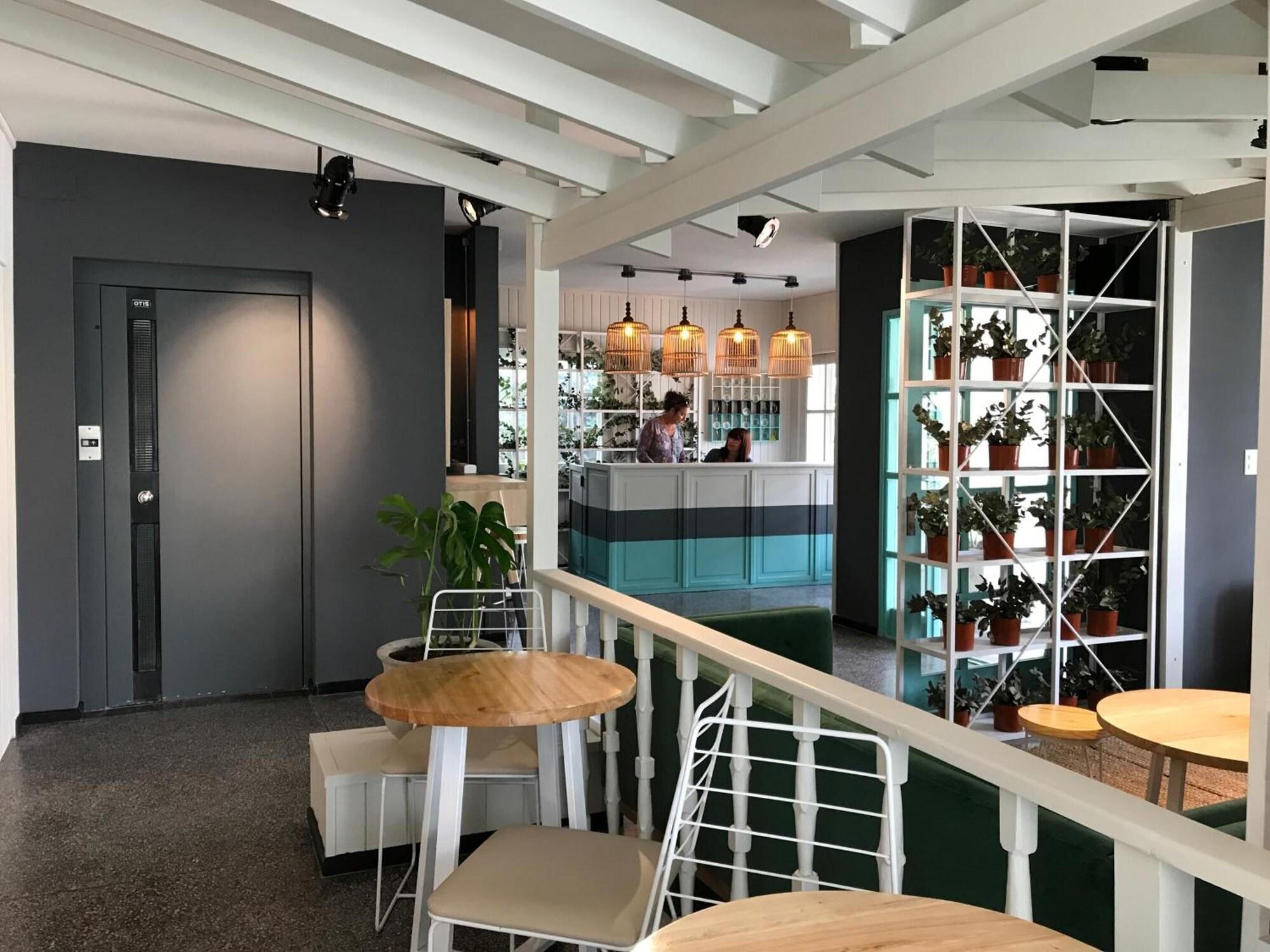 Restaurant Hotel Dollar