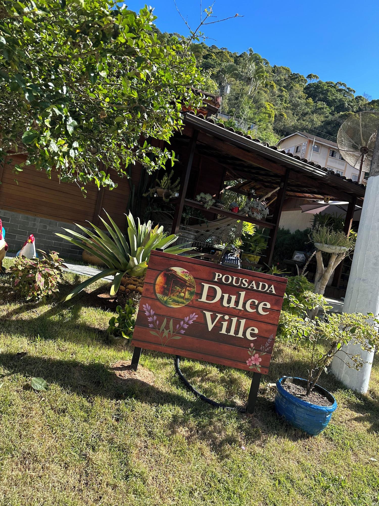 Vista Exterior Pousada Dulce Ville