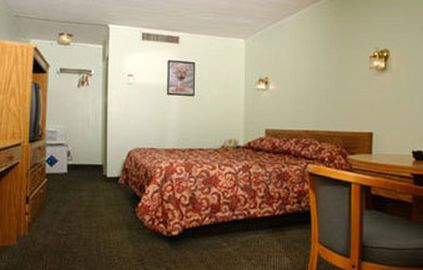 Meadowbrook Motor Lodge